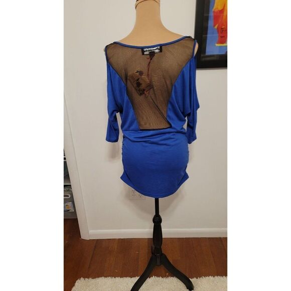 Sugar & Spice New w/ Tags Blue Top w/ Sheer Back Panel - Large - Picture 3 of 9